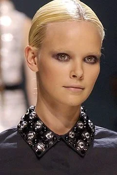 Look 19